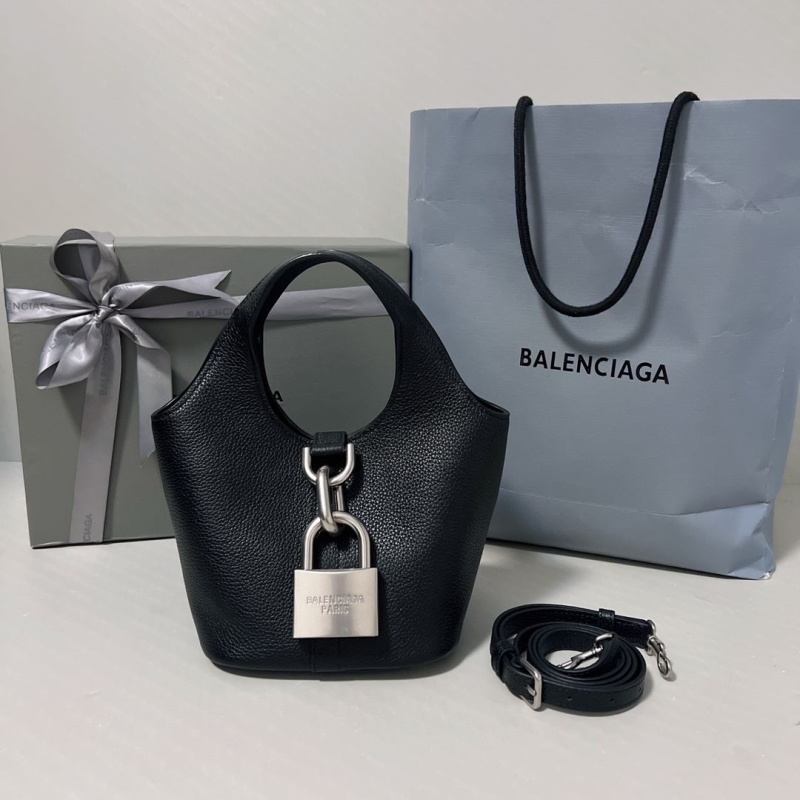 Ba*len*cia*ga top handle bags